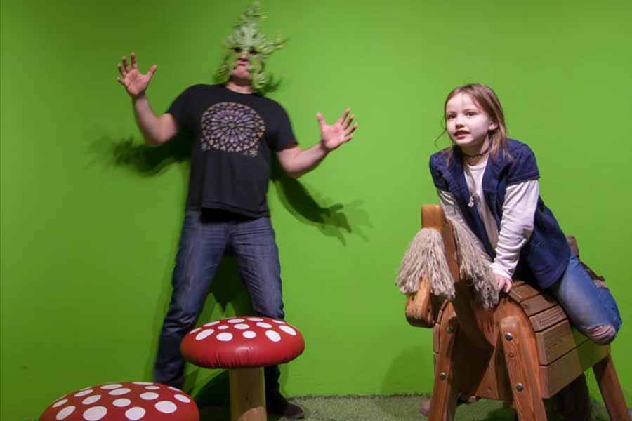 Robin_Hood_Greenscreen_pong_li_s1