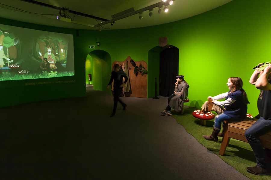 Robin_Hood_Greenscreen_pong_li_s3
